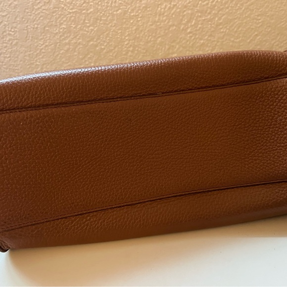 Cuyana Tan Crossbody Bag - Picture 12 of 16